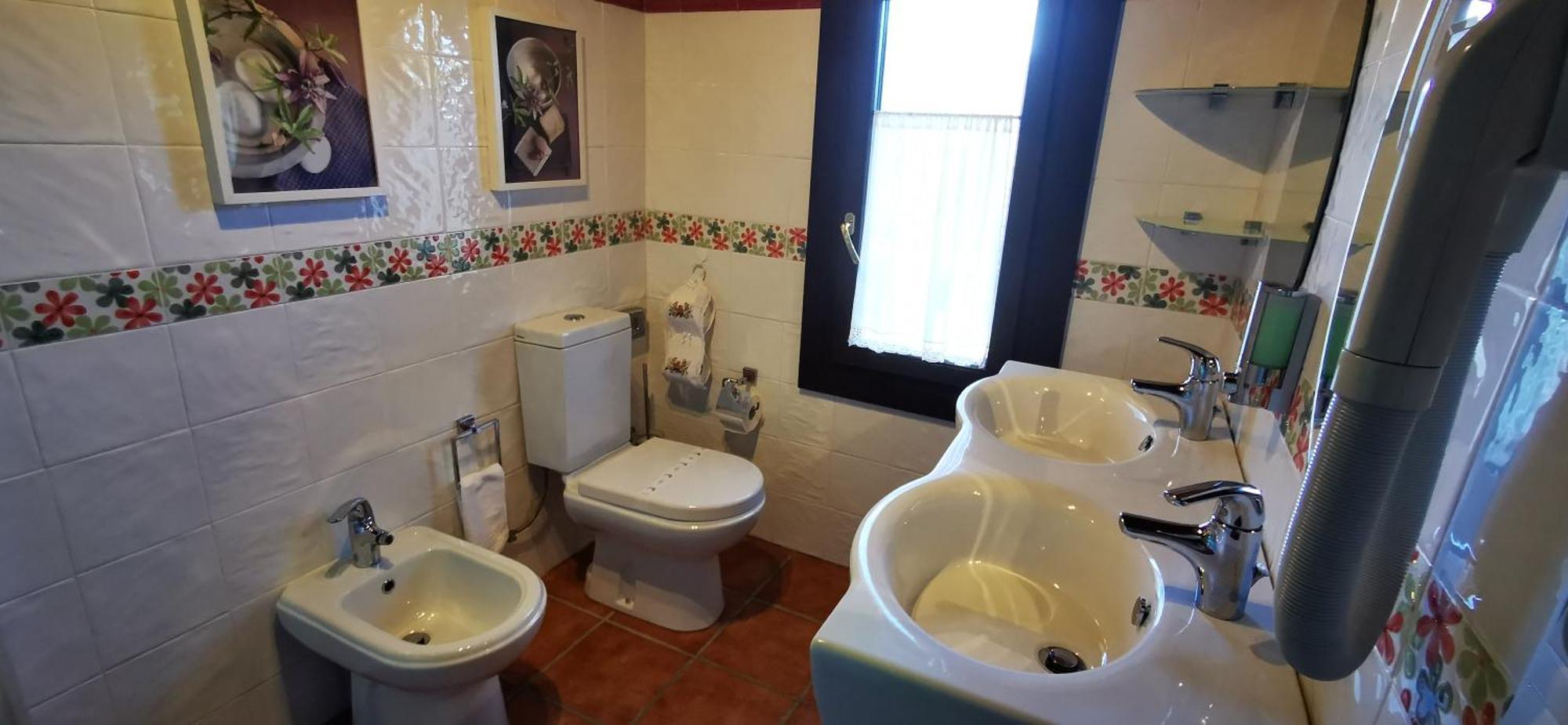 El Corral Del Acebo Pensionat Nueva De Llanes Exteriör bild