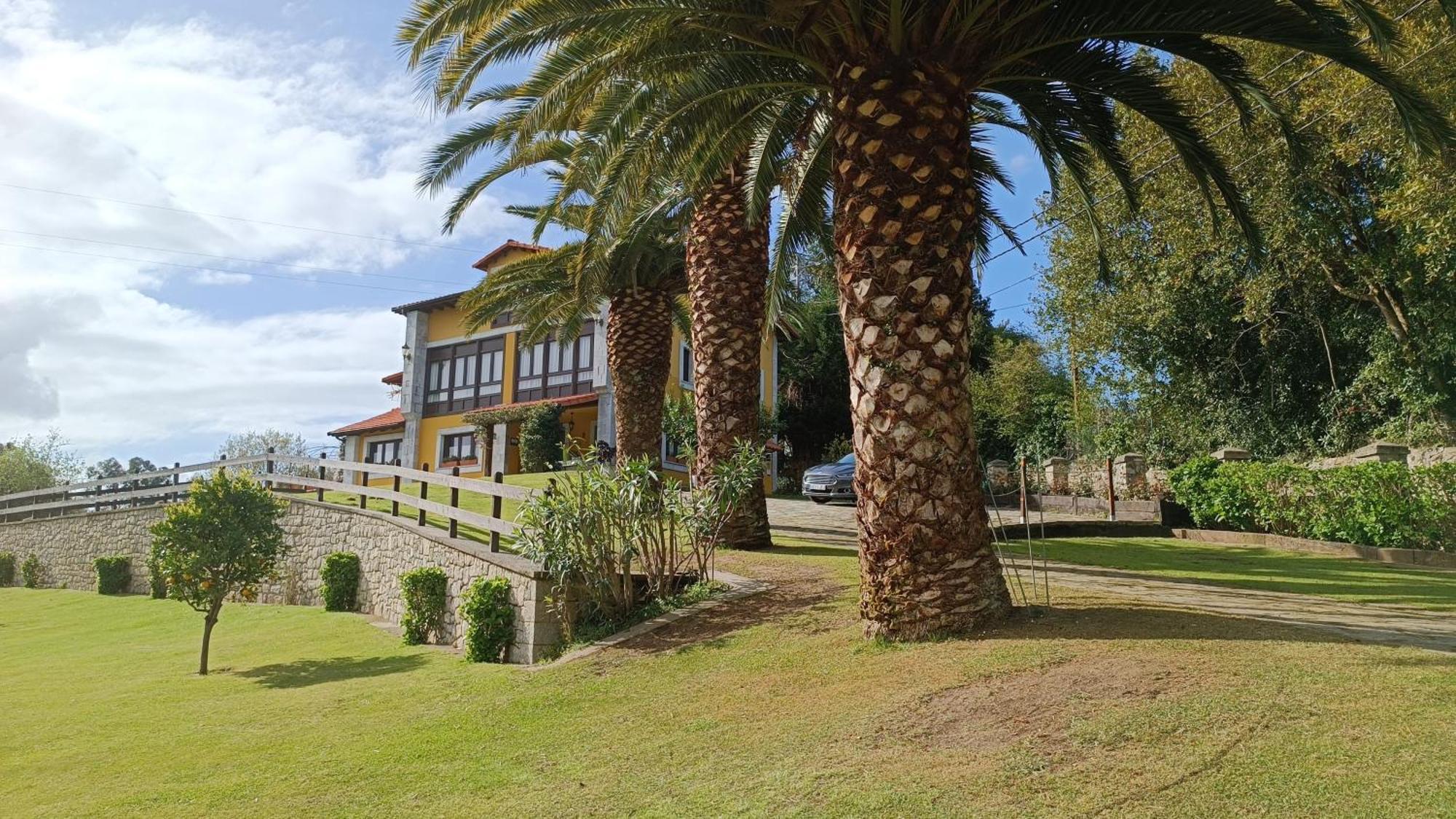 El Corral Del Acebo Pensionat Nueva De Llanes Exteriör bild
